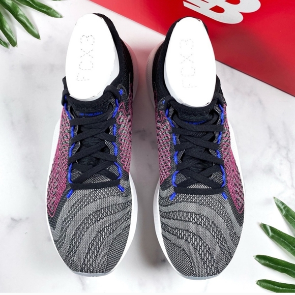 New Balance FuelCell Rebel performance shoes in women size: 12D - Picture 2 of 14